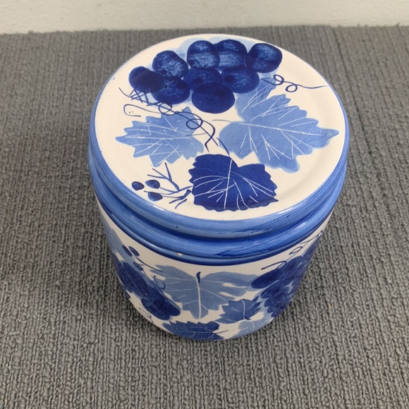 Design Pac Hand Painted Canister Ceramic Blue White Grapevine Country Kitchen - Picture 4 of 13